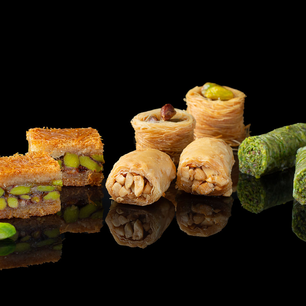 
                  
                    Mughe Gourmet Assortimento di baklava turca Confezione regalo da 150 g - Assortimento di pasticceria da forno XSmall
                  
                